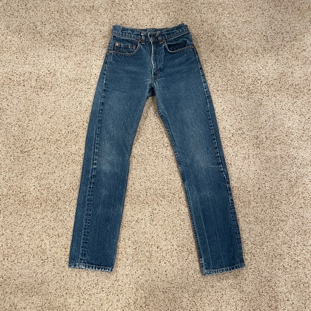 Levi’s high rise vintage style mom jeans